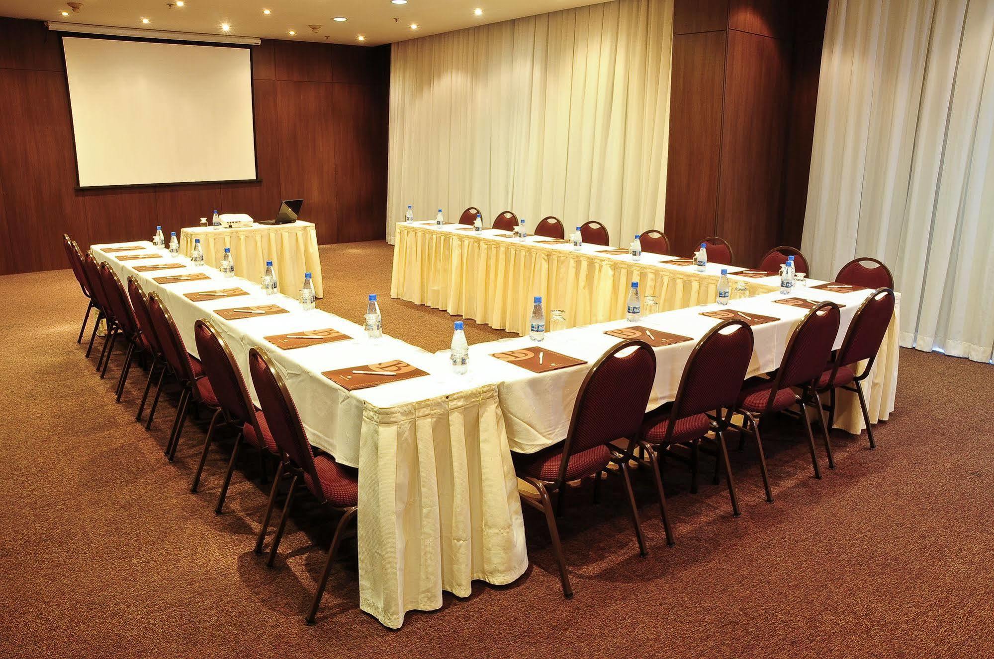 Bristol Merit Hotel Belo Horizonte Eksteriør billede